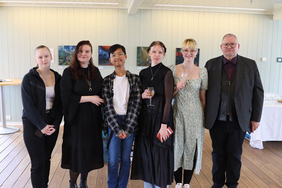 Sýning útskriftarnemenda af listnámsbraut