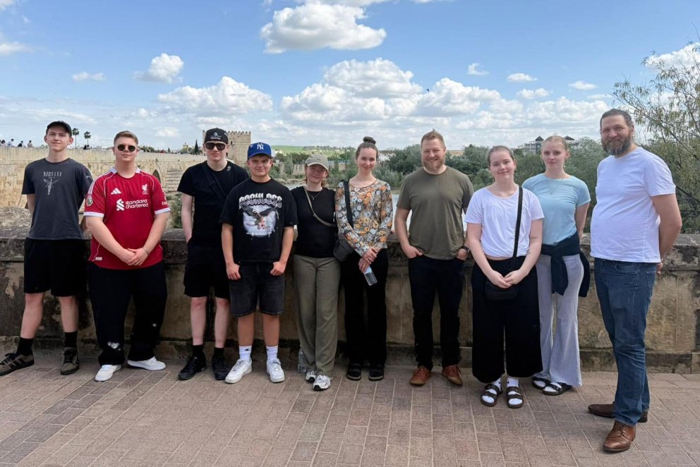 Nemendur í rafvirkjun og húsasmíði í Córdoba