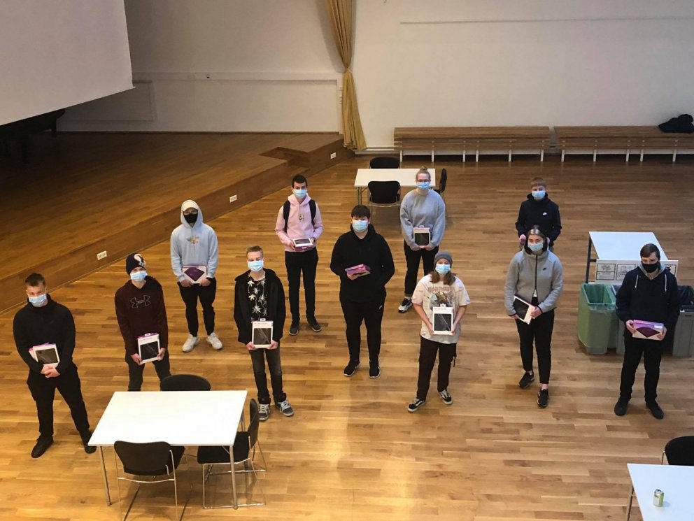 Rafiðnnemar fá spjaldtölvur að gjöf