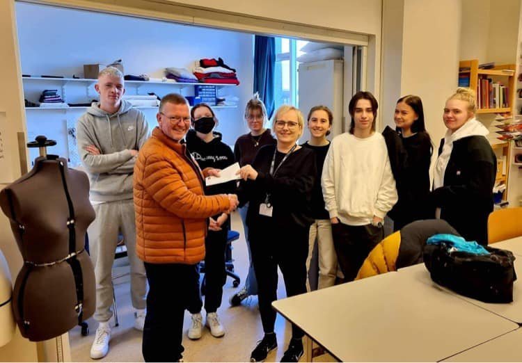 Nemendur í FS vinna góðs