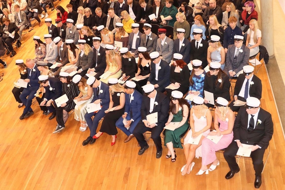 Frá útskrift haustannar