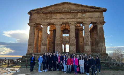 Með FS út í heim!