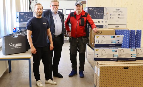 Vegleg gjöf til pípulagnadeildar