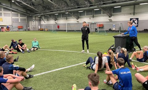 Landsliðsmaður og fyrrum FS-ingur í heimsókn