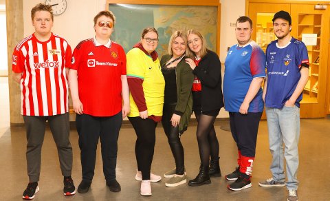 Dimissio í varabúningum