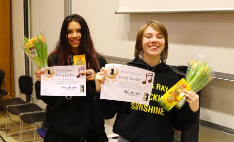 Ninna og Rey Mist unnu hæfileikakeppnina