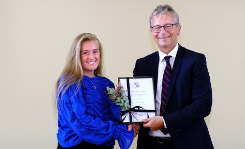 Helga fékk styrk frá HÍ