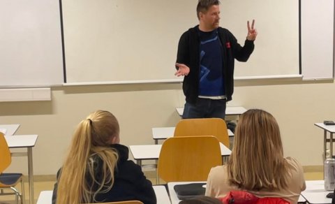 Heimsókn og fjölmiðlaumræður