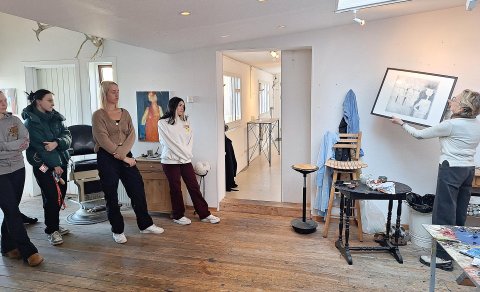 Myndlistarnemendur hjá Sossu