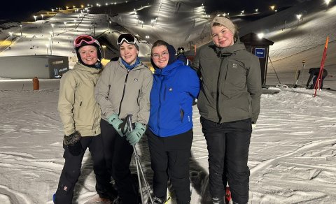 Á skíðum skemmti ég mér...