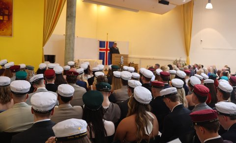 Frá útskrift vorannar